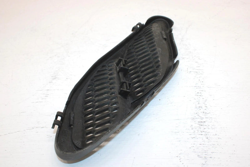 2002 Ski-doo Mxz 500 Oem Left Lower Hood Vent Grille 517302036 SS16
