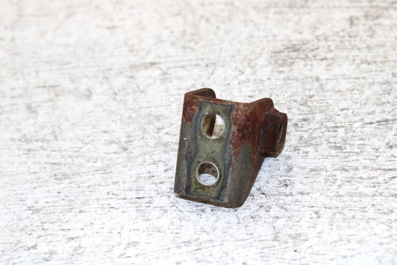 1995 Yamaha Vmax 600 Le Oem Motor Mount Torque Stop Bracket 8AB-2148U-00-00 SY21