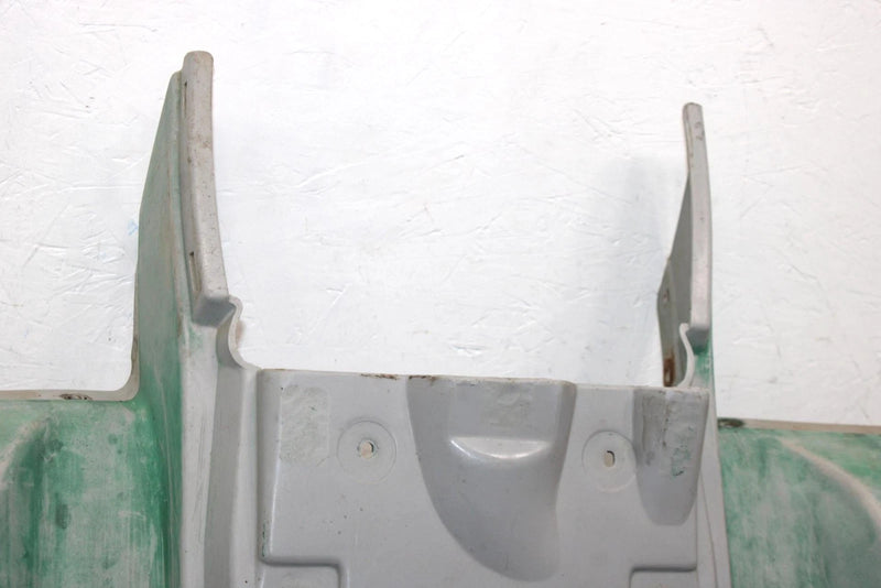 1990 Yamaha  Moto 4 Oem Rear Fender 53J-21600-01-00 AY5