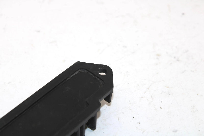 1988 Yamaha Bravo Oem Connector Holder 8F3-21794-00-00 Q2732