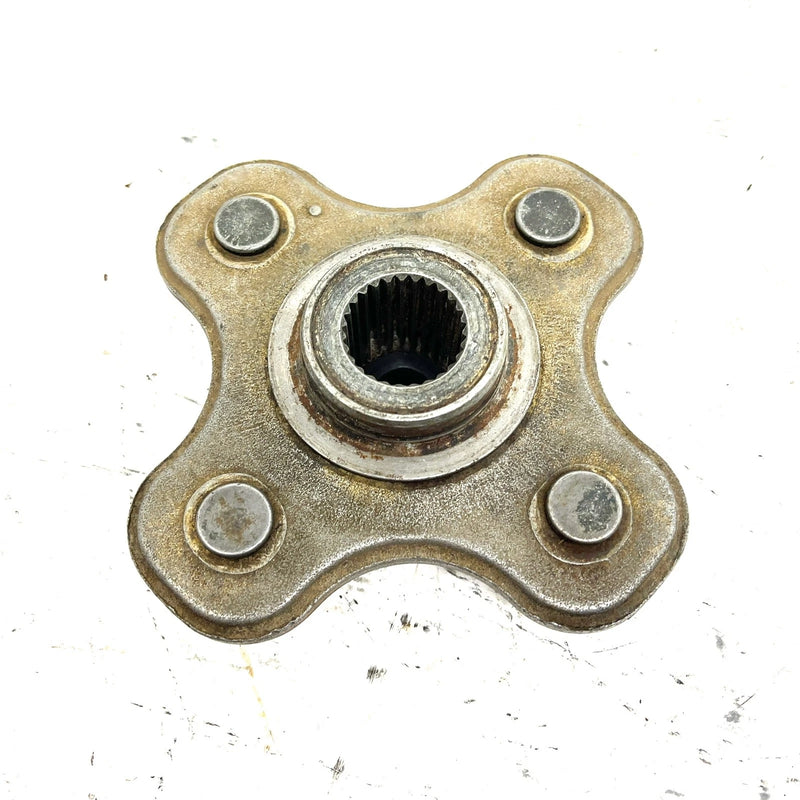 02 Yamaha Big Bear 400 YFM400 OEM Rear Right Wheel Hub 5FU-F5377-11-00 AY52