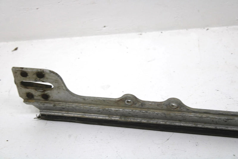 1987 Yamaha Srv Oem Right Skid Rail 88R-W4741-00-00 SY131
