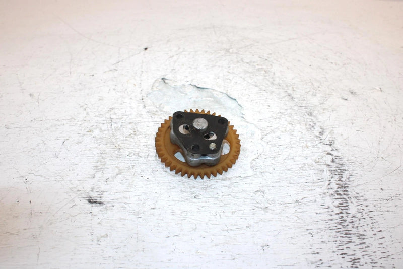 1990 Yamaha  Moto 4 Oem Oil Pump Assembly 2HT-13300-00-00 AY5