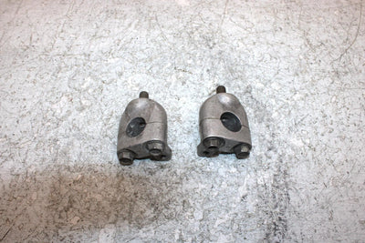 1986 Honda Trx350 Oem Handlebar Clamp Set 53111-958-000 53121-958-000 AH40