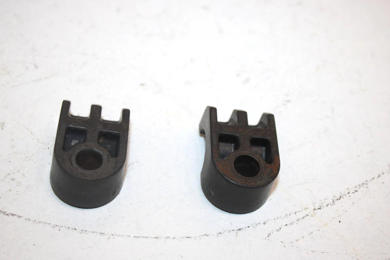 2015 Polaris Ranger Crew 900 Oem Bed Box Latch Bushing Pair 5434226 Q3344