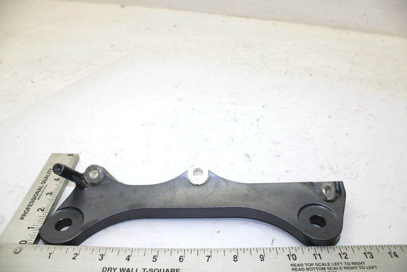 96 Yamaha Wave Raider 760 OEM Right Engine Mount 6R7-21425-01-00 JY1 