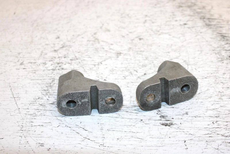 1999 Arctic Cat Zr 600 Oem Idler Wheel Mount Pair 1604-435 1604-434 SA19