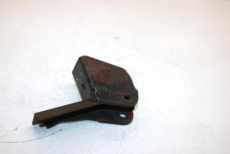 05 Polaris Trail Rmk Oem Left Shock Tower Bracket 1821107-067 SP191