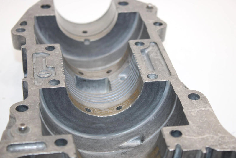 11 Polaris 550 Iq Shift Oem Bottom Crankcase 3089225 SP88