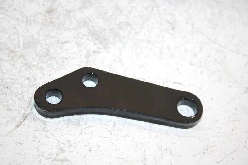 86 Suzuki Lt230s Oem Steering Knuckle Arm 51232-22A00 Q3073