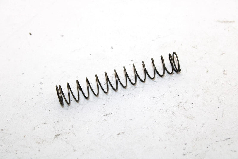 1985 Yamaha  Moto 4 Oem Carb Carburetor Spring 21V-14131-00-00 AY40
