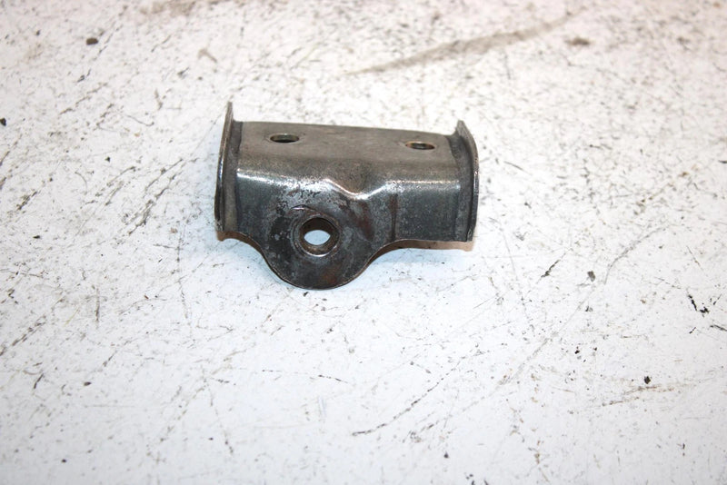 83 Yamaha Excel Iii Ec340g Oem Muffler Stay Bracket 8G8-14771-00-00 SY7