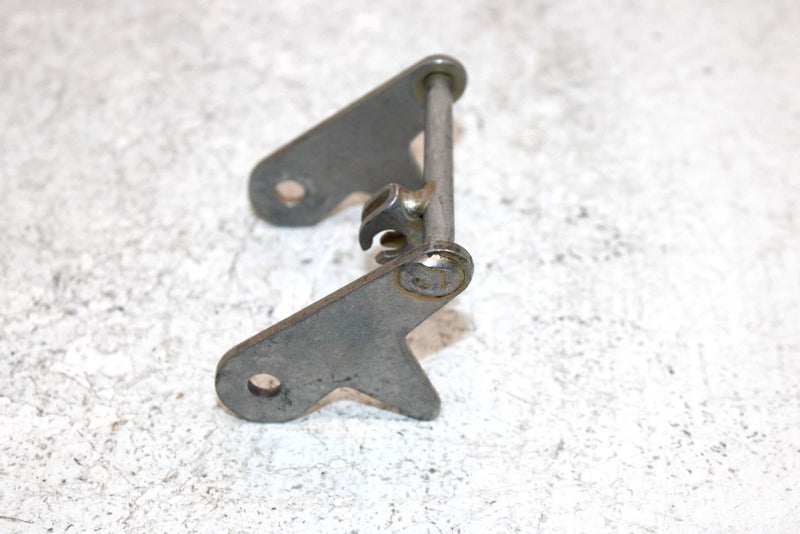 1997 Kawasaki Bayou 220 Oem Seat Hook 27012-1381 AK21