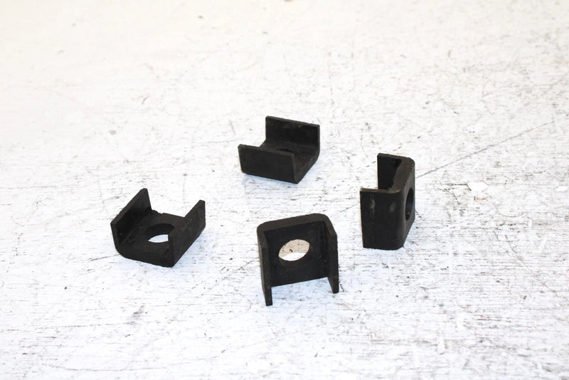 2000 Kawasaki Prairie 300 Oem Gas Tank Rubber Dampner Set 92160-1773 AK31.1
