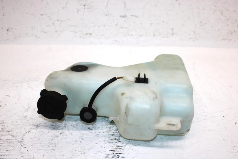 1994 Yamaha Vmax 600 Oem Oil Tank Assembly 3E1-85720-15-00 8AB-21751-01-00 SY25