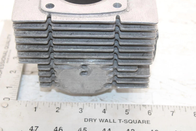 1979 Yamaha Enticer 340 Oem Right Side Cylinder Head 8H9-11321-00-00 SY66