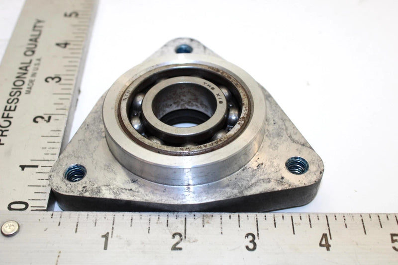 1995 Yamaha Vmax 600 Oem Chain Case Bearing Housing 8AB-47559-00-00 Q2500