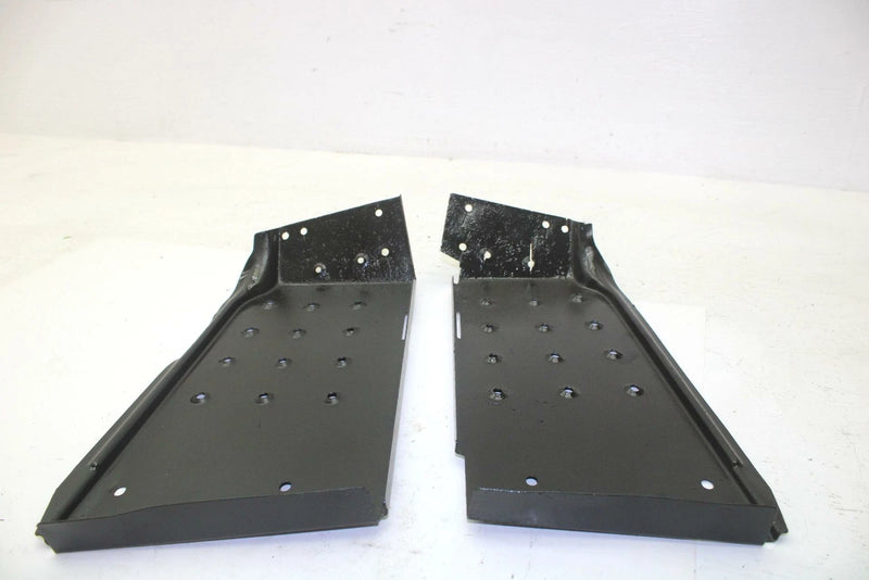 89 Yamaha Inviter OEM Footwell Bracket Pair 86W-21910-00-00 SY56