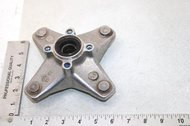 2001 Yamaha  Raptor 660r Oem Front Wheel Hub 5LP-25111-00-00 AY33