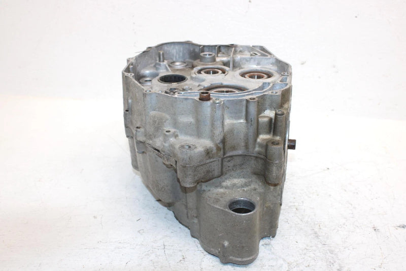 1990 Yamaha  Moto 4 Oem Crankcase 3GH-15100-00-00 AY5