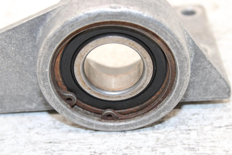 1995 Yamaha Vmax 600 Le Oem Bearing Housing 8AB-47631-00-00 SY21