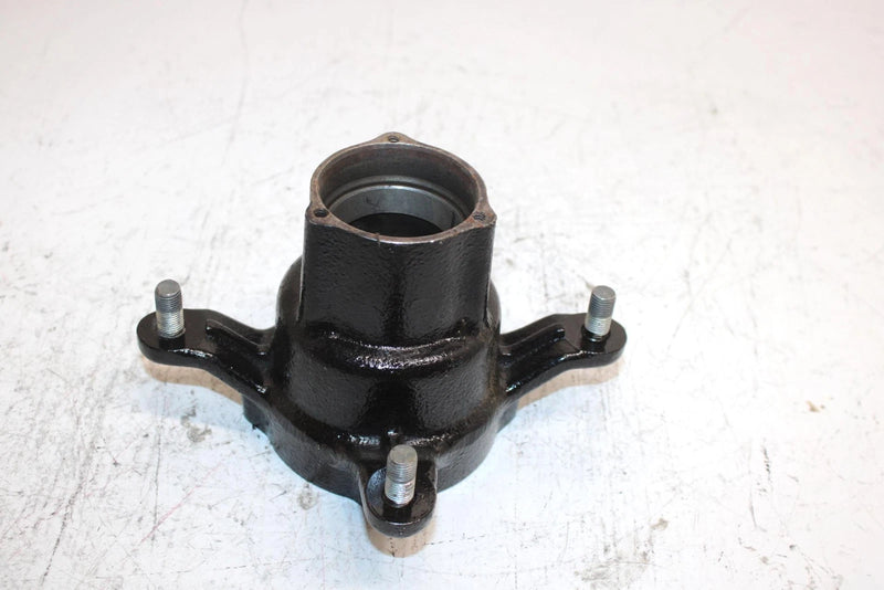 2000 Polaris Magnum 325 Oem Front Hub 1520243 AP65