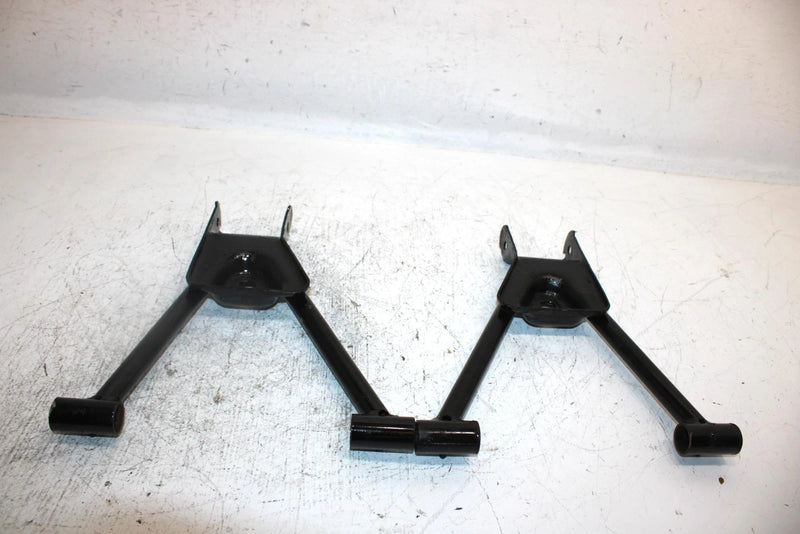 1999 Polaris Sportsman 335 Oem LH RH Upper Control Arm (Set) 1040587-067 AP17