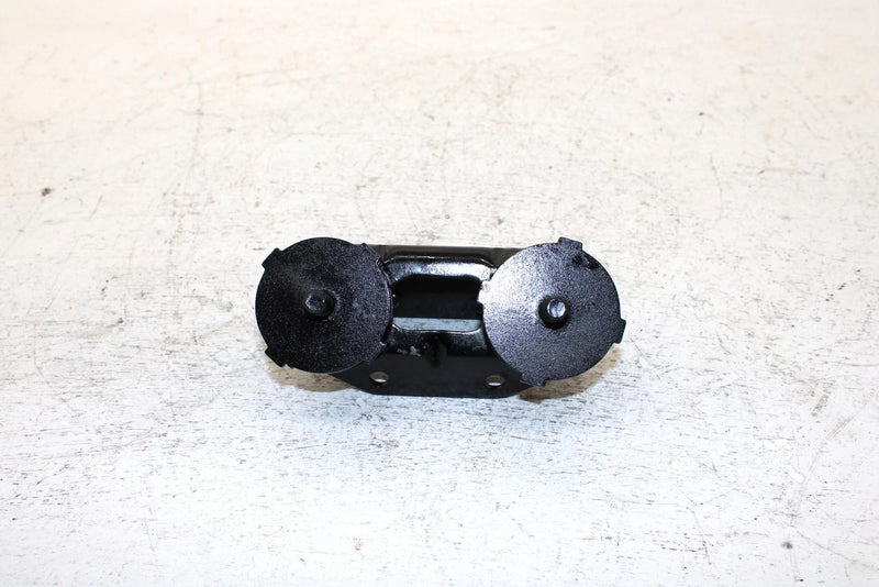 87 Yamaha Exciter 570 L/c Oem Rear Upper Motor Mount 82M-21425-00-00 SY18