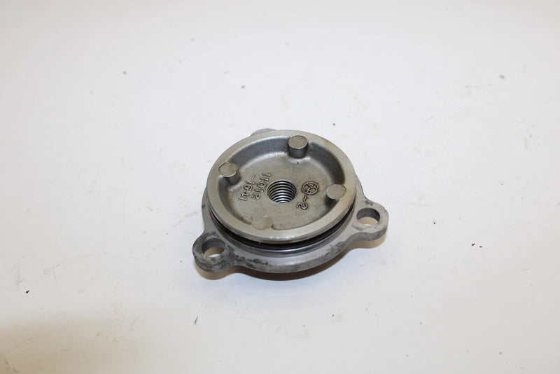 00 Kawasaki Bayou 300 OEM Upper Bevel Gear Shaft Housing Cap 11012-1641 Q3143