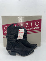 New Women’s Black Capezio Cowboy Boots. L 480 5 M. 2-40