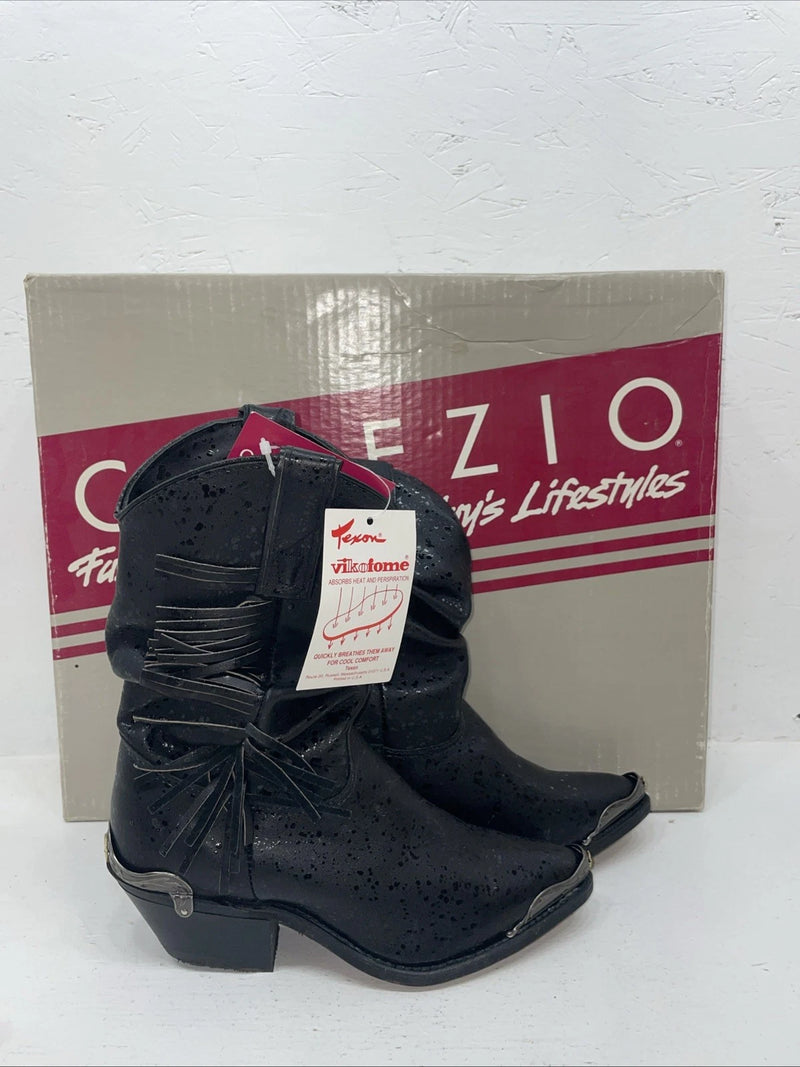 New Women’s Black Capezio Cowboy Boots. L 480 5 M. 2-40