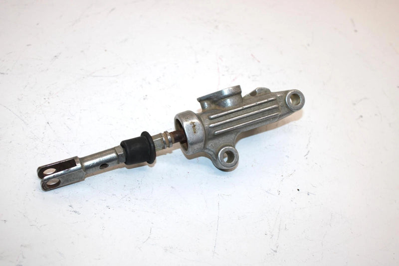 96 Yamaha  Warrior 350 Oem Rear Brake Master Cylinder 3GD-2583V-00-00 AY6