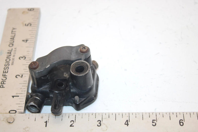 86 Honda Fourtrax  Trx125 A Oem Throttle Lever Case 53142-VM6-682 AH16
