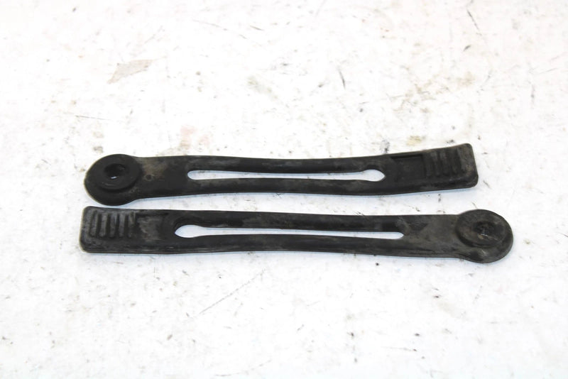 1988 Yamaha Enticer 340 Oem Hood Latch Pair 8M6-77171-00-00 SY130