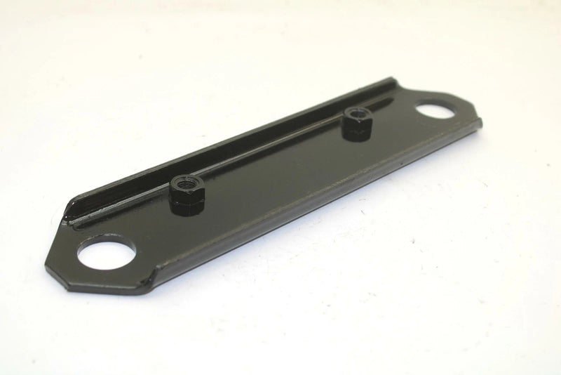 Yamaha OEM Engine Motor Mount Front Lower Plate 8g8-21419-00-00 SY48