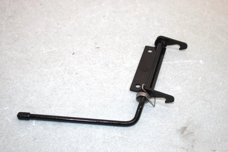 01 Arctic Cat 400 4x4 Oem Seat Latch 1506-056 AA21