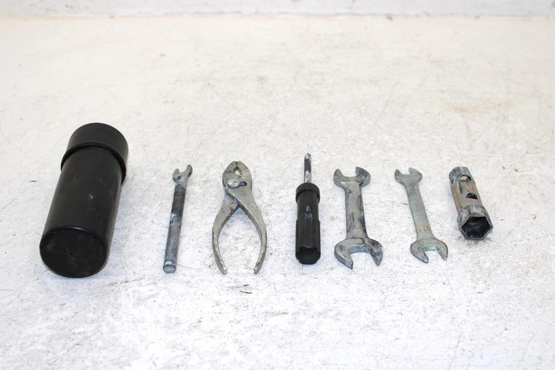 06 Honda Trx 400 Faa Fourtrax Rancher At Oem Tool Box W/Tools 83501-152-000 AH55