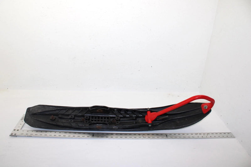 2006 Polaris 600 Fusion Oem Ski 1822881-070 SP31