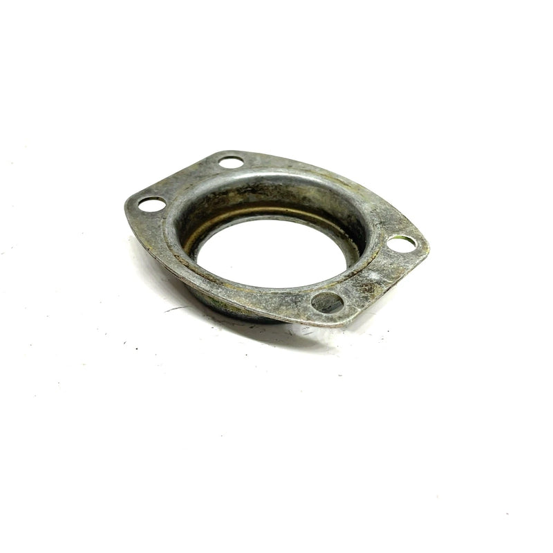 02 Yamaha Big Bear 400 YFM400F 4x4 OEM Rear Axle Retainer 4XE-G6513-00-00 AY52