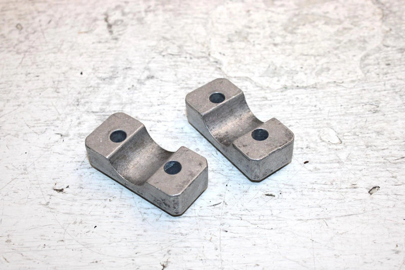 1998 Arctic Cat Zl 500 Oem Handlebar Clamp 0605-305 0605-304 SA16