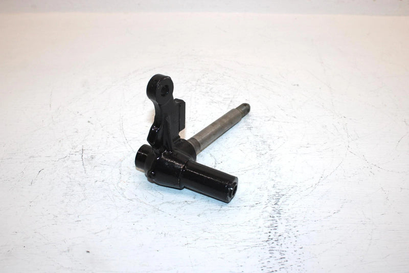 1986 Yamaha  Moto 4 Oem Right Steering Knuckle 59V-23502-01-00 AY7