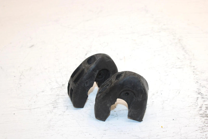 2001 Polaris 800 Le Oem Rail End Cap Pair 5433735 5434374 SP22