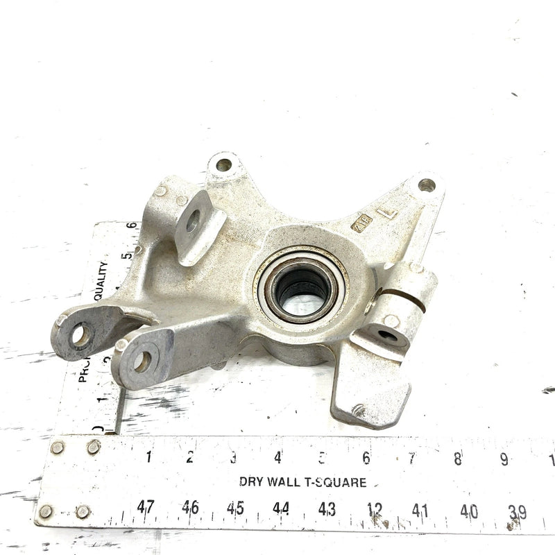20-22 Can-Am Defender HD10 OEM Left Front Knuckle 706205517 XB0.1