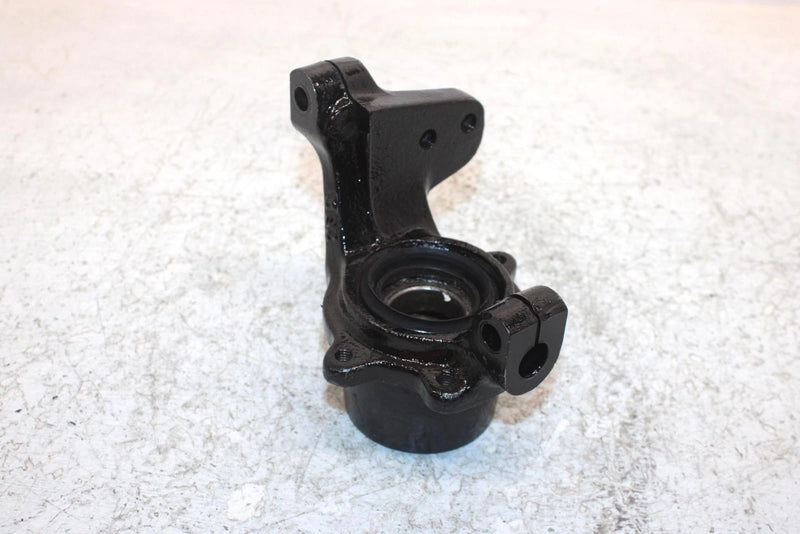 1998 Suzuki Quadrunner 250 Oem Right Steering Knuckle 51231-19B01 AS13