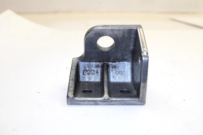 1997 Yamaha Vmax 600 Xtc Oem Rear Upper Motor Mount 8CR-21425-00-00 Q1530