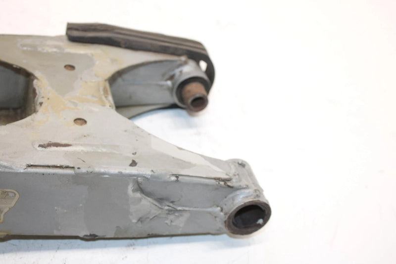2006 Polaris Predator 500 Oem Swingarm 1542023-385 AP63