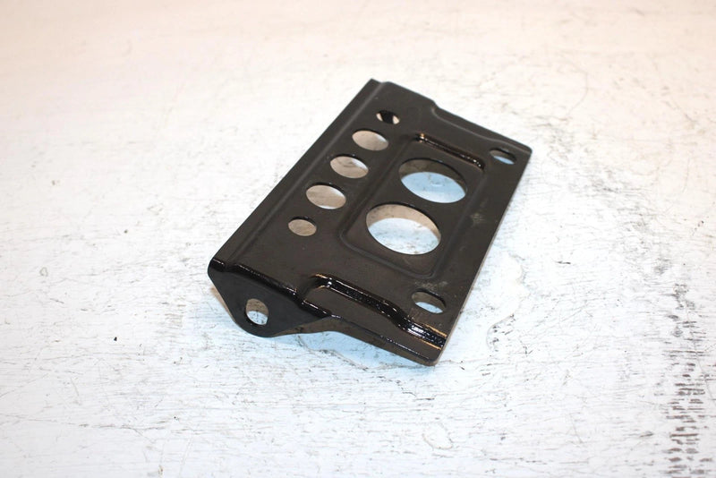 2003 Bombardier Quest 500 Oem Front Diff Mount Bracket 705400068 AB13