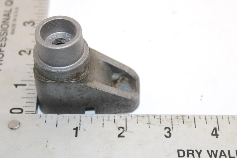 Ski-doo Oem Idler Wheel Mount Bracket (Pair) 503190389 Q4611