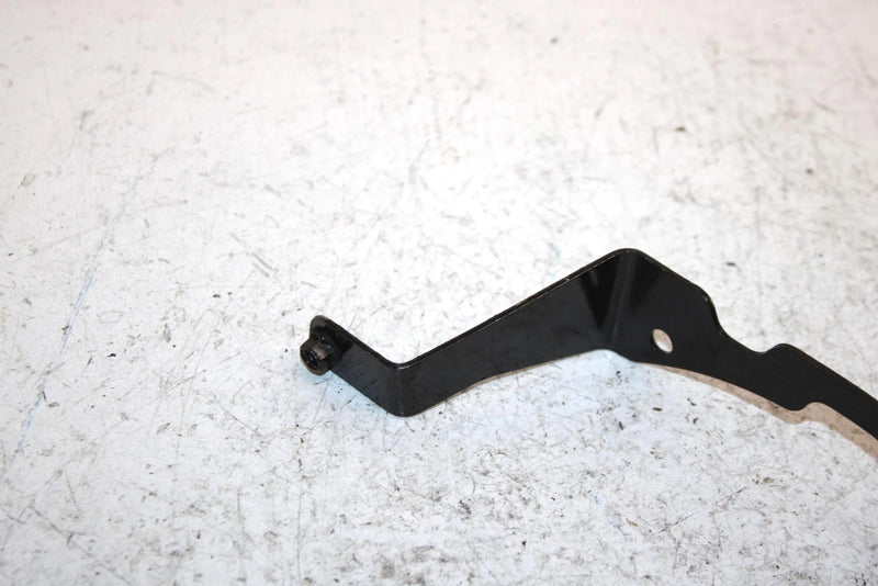 2001 Polaris Magnum 325 Oem Lower Oil Cooler Bracket 1013302 AP98