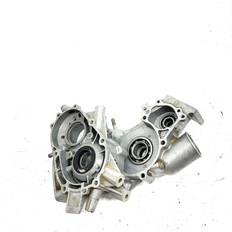 1999 Polaris Sport 400 OEM  Crankcase 3086740 AP210